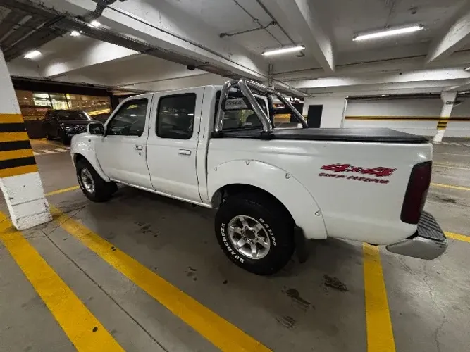 Nissan Frontier XE/ XE Tit. CD 4X4 2.8 TDI Dies 2003