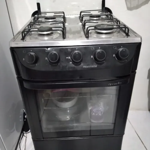Vende-se um fogão