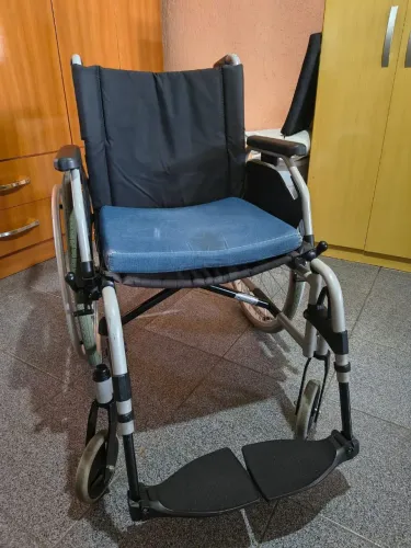 Cadeira de rodas 