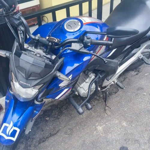Vendo CB Twister 250f 2022