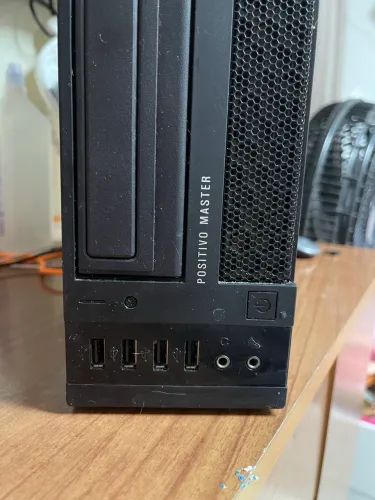 CPU i5 8GB RAM e 578GB Armazenamento