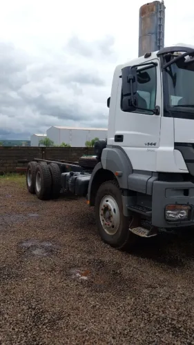 MERCEDES BENZ AXOR 4144K 6X4 41T 439CV