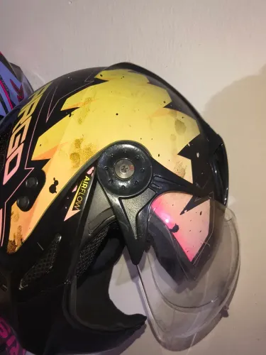 Capacete