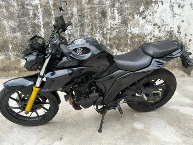 Fazer 250/fz25