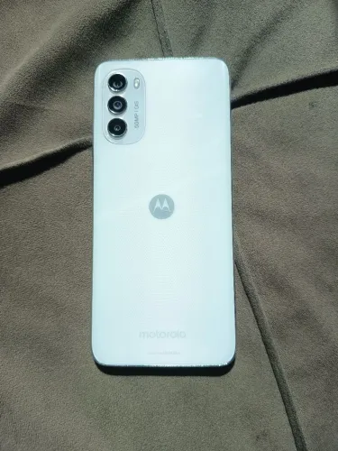 Moto g 82 5G novo