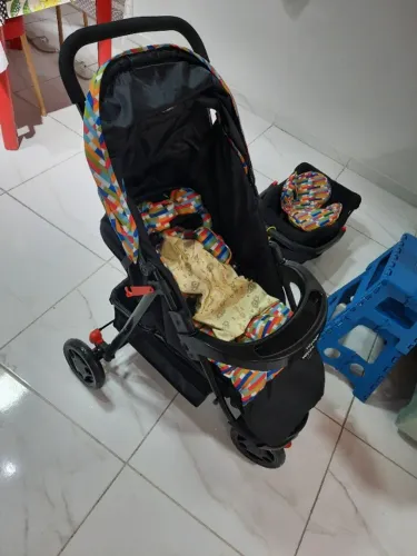 Carrinho de bebê Voyage