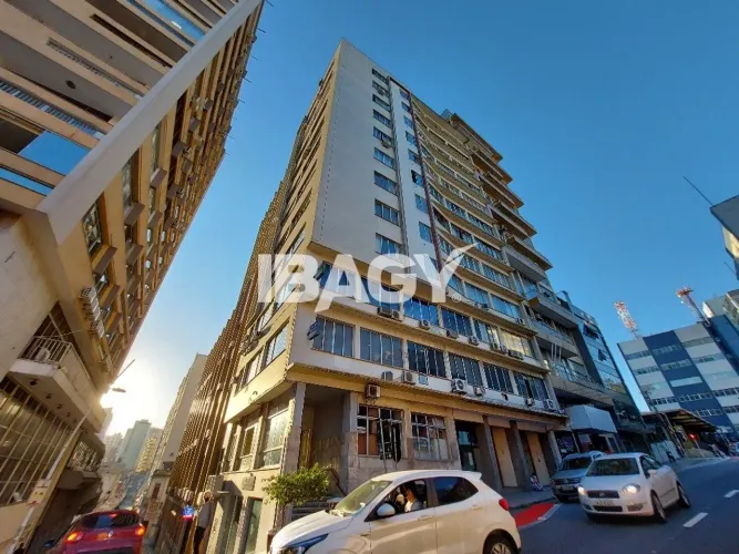 Excelente Apartamento 1 dormitório(s) em Centro - Florianópolis
