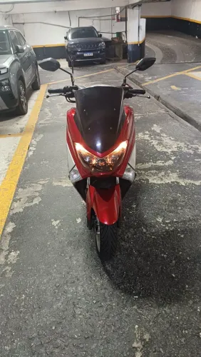 Nmax 160 (leilao pequena monta)