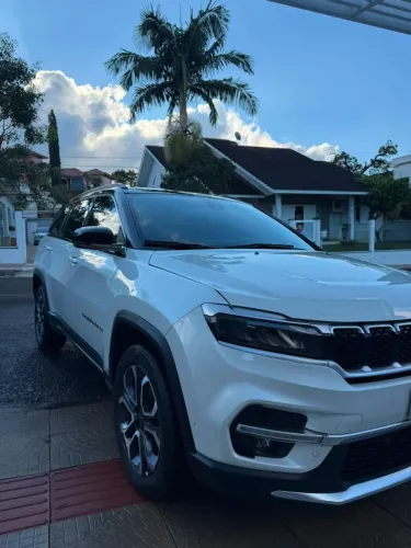 Jeep Commander Limited T270 1.3 TB Flex AUT 2023