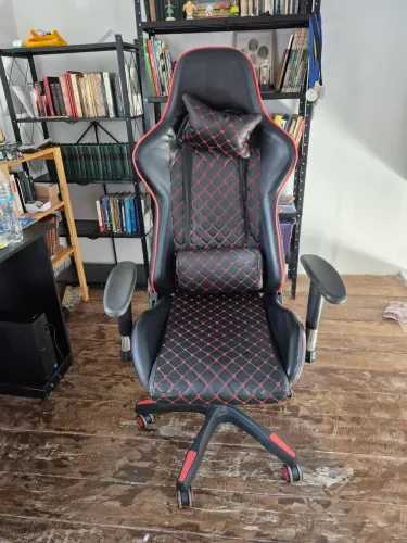 Cadeira Gamer em bom estado
