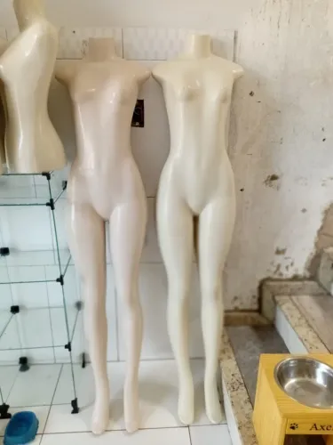 Manequins