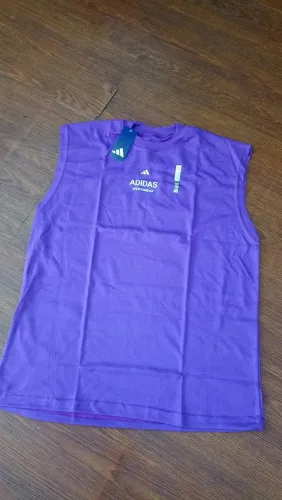 camiseta over size. sem manga