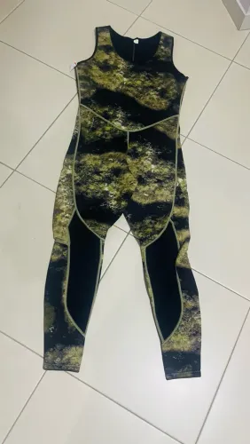 Roupa de mergulhador
