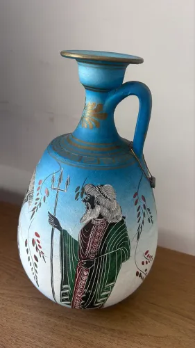Vaso grega feito a mão