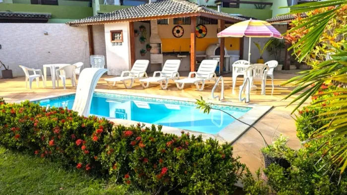 Casa na Praia do Flamengo - 5 quartos - Linda e Completa