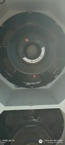 Vendo alto falante tornado 