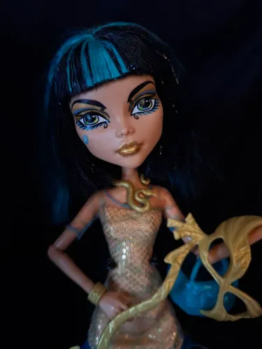Monster High Cleo de Nile - coleção Ghouls Rule 