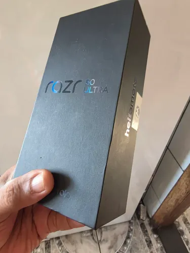 MOTO RAZAR ULTRA 512 G TELA DOBRÁVEL 6.9