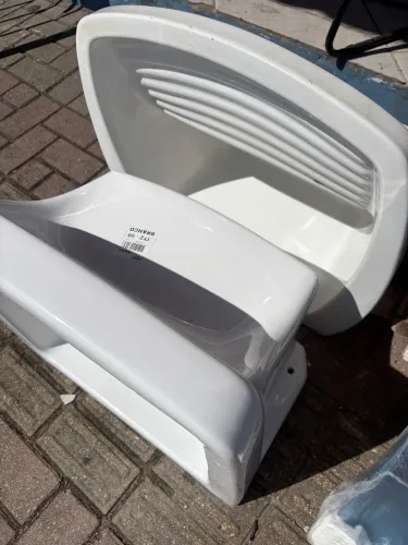 Tanque de louça branco 