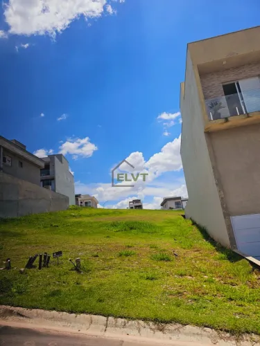 The Square Village - Terreno à venda no Granja Viana com 168m²