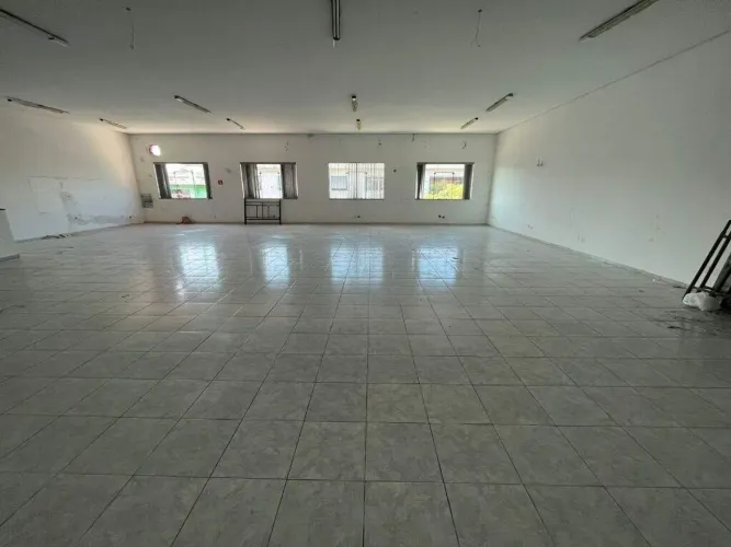 Sala Comercial para Alugar com 200m² na Paulicéia São Bernardo do Campo