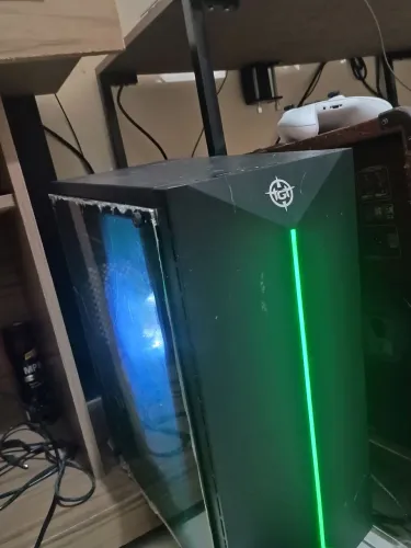 PC Gamer | Ryzen 5 | 16 GB RAM