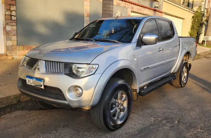 Mitsubishi L200 Triton HPE 3.2 CD TB Int.diesel AUT 2009
