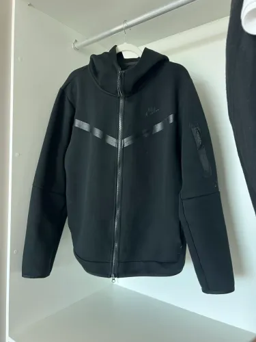 Jaqueta Nike Tech