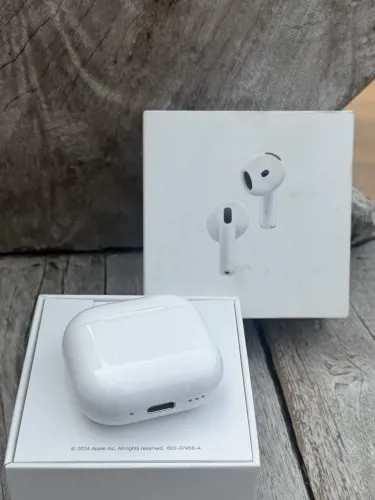 AIRPODS 4