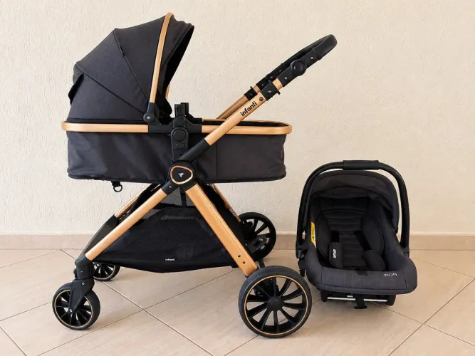 Carrinho + bebê conforto Romanzo