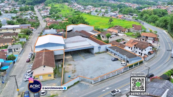 Galpão com 3.300 m² para locação no bairro Velha Central | ACRC Imóveis
