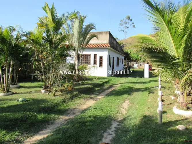 Chácara de 2.000m2 - C/ Excelente Localização
