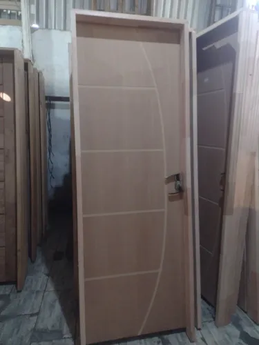 Porta frisada 87x214