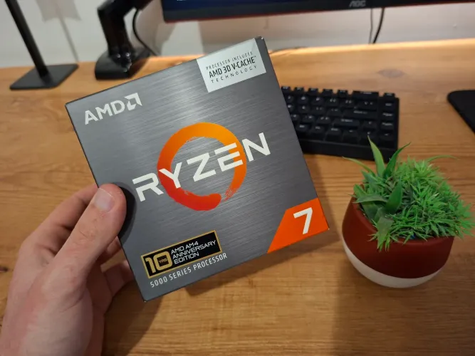 RYZEN 7 5800X3D (LACRADO)