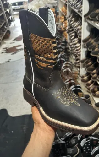 BOTAS COUNTRY 100% COURO!