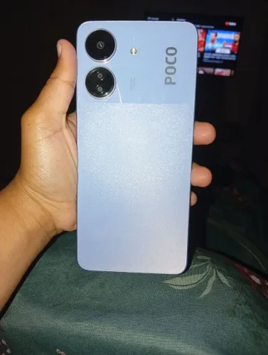 Xiome poco C65, tela trincada nos cantos, cor azul, tela queimada, sem caixa e sem crrgdr