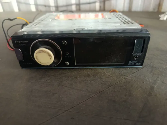 Vendo aparelho de som automotivo Pioneer com caixa e módulos Falcon