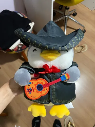 Pelúcia Pinguim - Miniso (Colecao Explorando O Mundo)