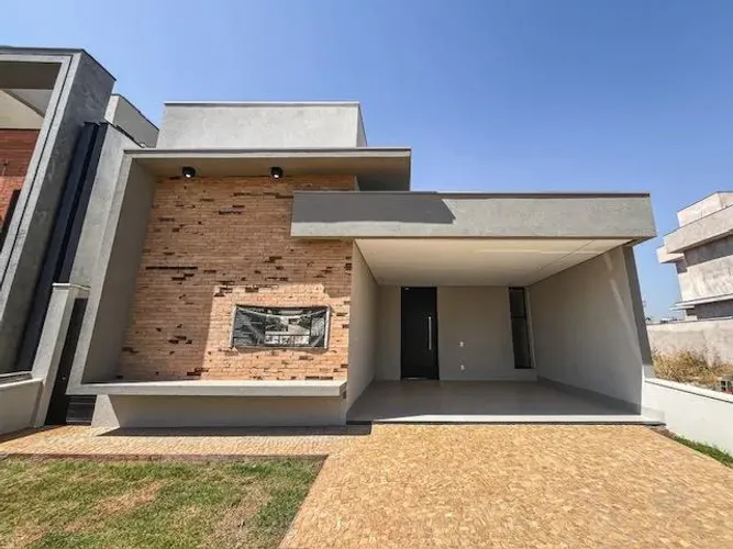 Casa com varanda gourmet no Vivendas da Mata | Aqui na Imobiliária Rosa e Rangel