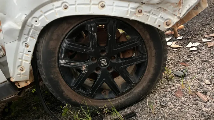 RODA DA FIAT TORO ULTRA 225/55 Aro 17