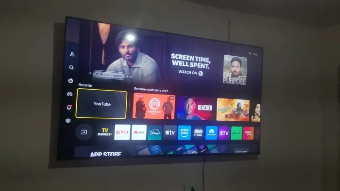 Smart TV Hisense 65" QLED 4K Q6 - Excelente Estado / Com Caixa