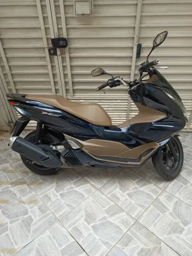 Honda PCX 160 DLX 2025