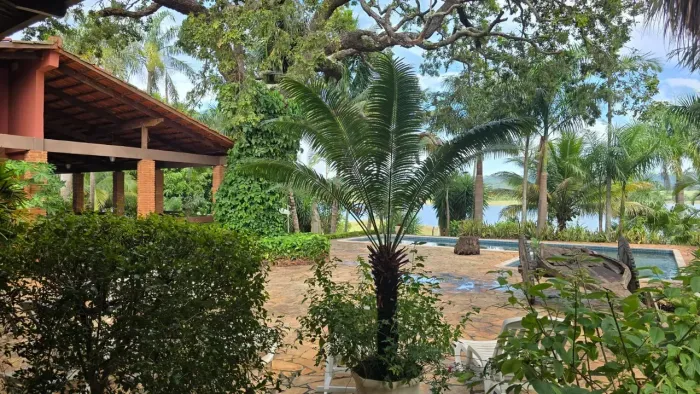 Casa para venda Lago das Brisas 300 metros quadrados 5 quartos - Buriti Alegre - GO
