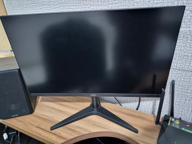 Monitor AOC 24 polegadas 