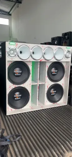 VENDO SOM AUTOMOTIVO