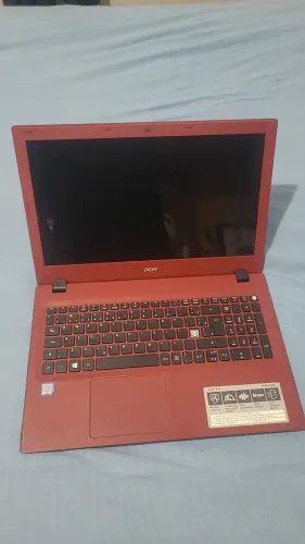Notebook acer aspire E 15 i3-6100U 6GB DDR3 com defeito não liga. Leiam a descrição 