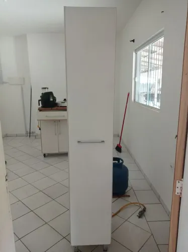 Armário multiuso R$120,00