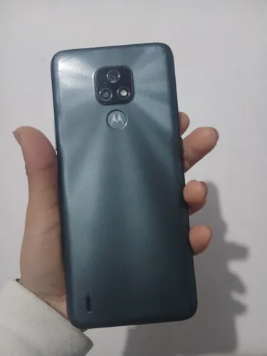 Moto E7, 32GB com defeito