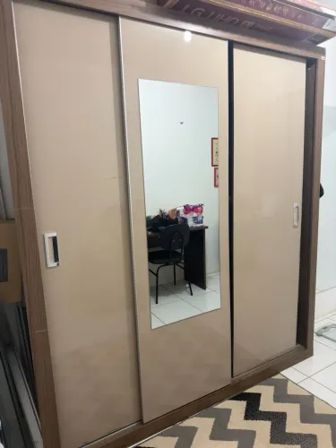 Guarda-roupa Casal