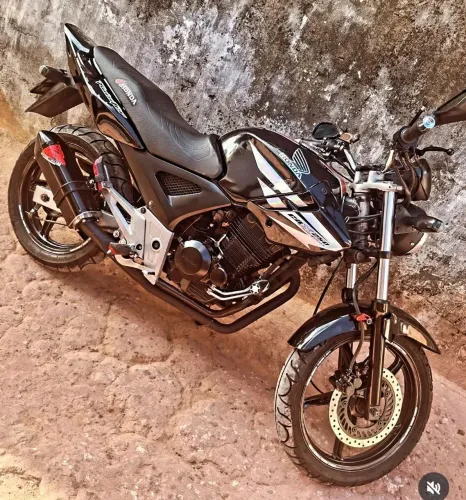 Cbx 250 2008 twister pra trocar em carro celta 2002 2003 palio 